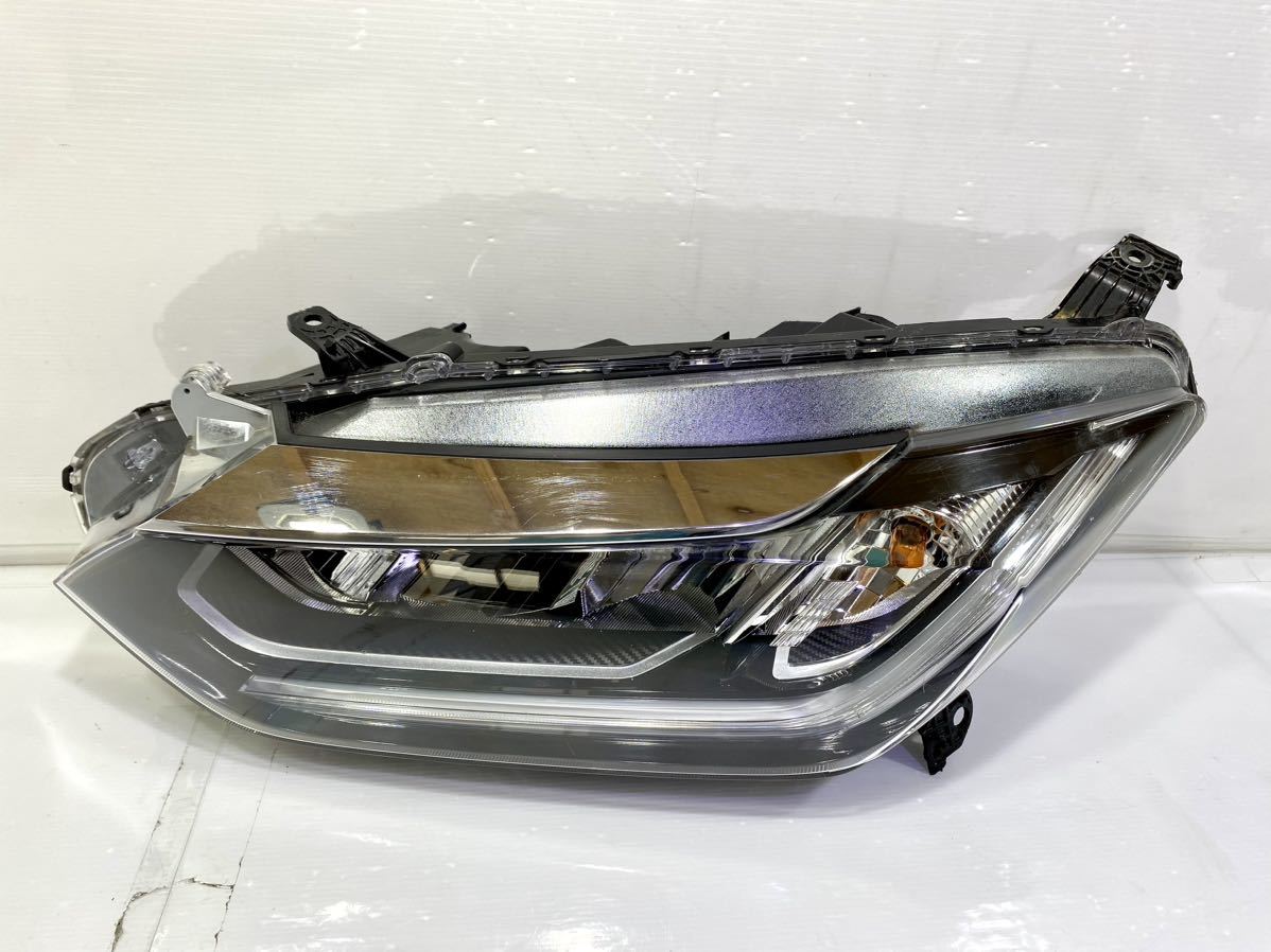 送料無料 /迅速 GM4/GM5/GM6/グレイス/ハイブリット/GRACE/HV/後期/LED/左ライト/左ヘッドライト左/STANLEY W4173/即決 打刻印 J7 (A87-31)