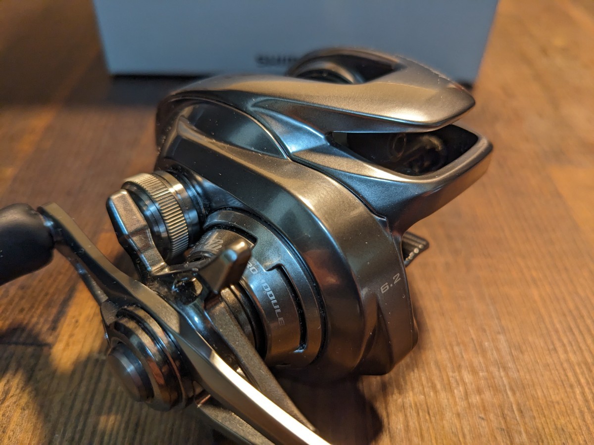 極美品】シマノ 22 メタニウム シャローエディション ノーマルギヤ 右