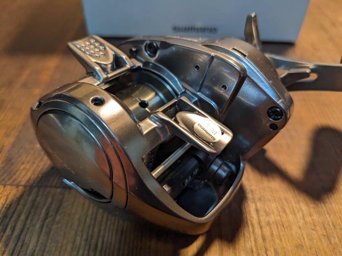 極美品】シマノ 22 メタニウム シャローエディション ノーマルギヤ 右