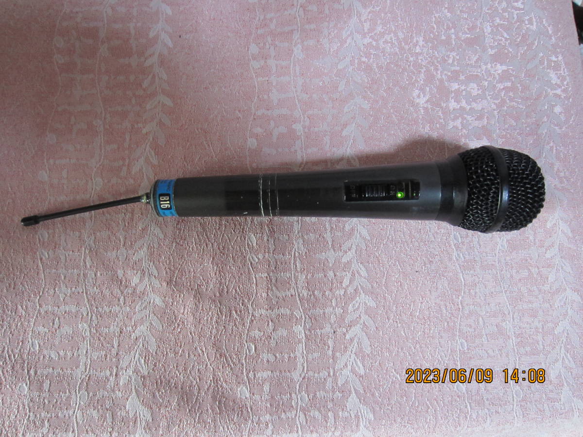 toa ワイヤレスマイク TOAワイヤレスマイクWM-D1200充電器BC-2000受信