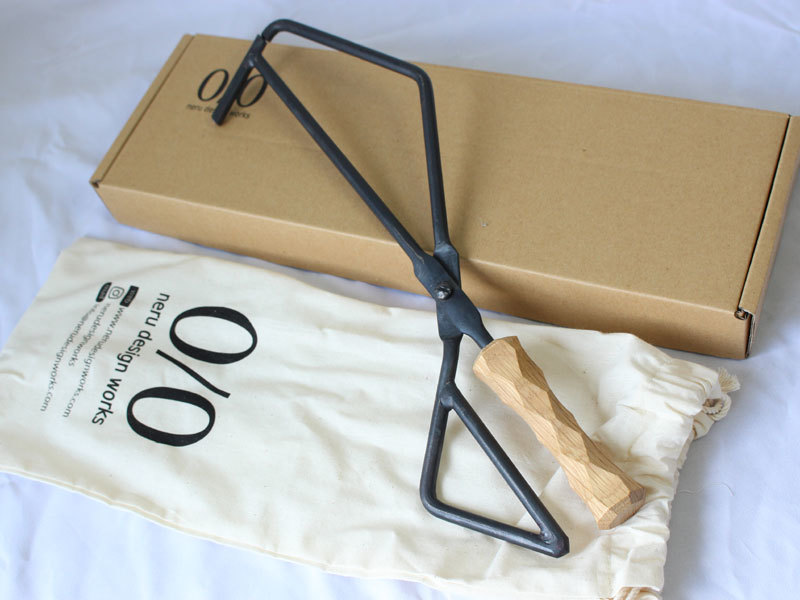 即決・未使用】ネルデザインワークス MAKIBASAMI 薪ばさみ Makibasami