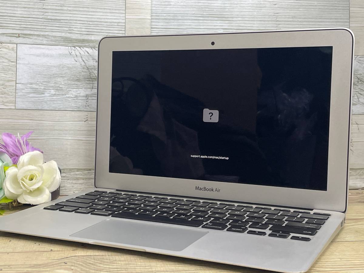 MacBook Air 2015 BTO(A1465)[Core i7(5650U)2.2Ghz/RAM:8GB/11インチ]動作品 SSD欠品