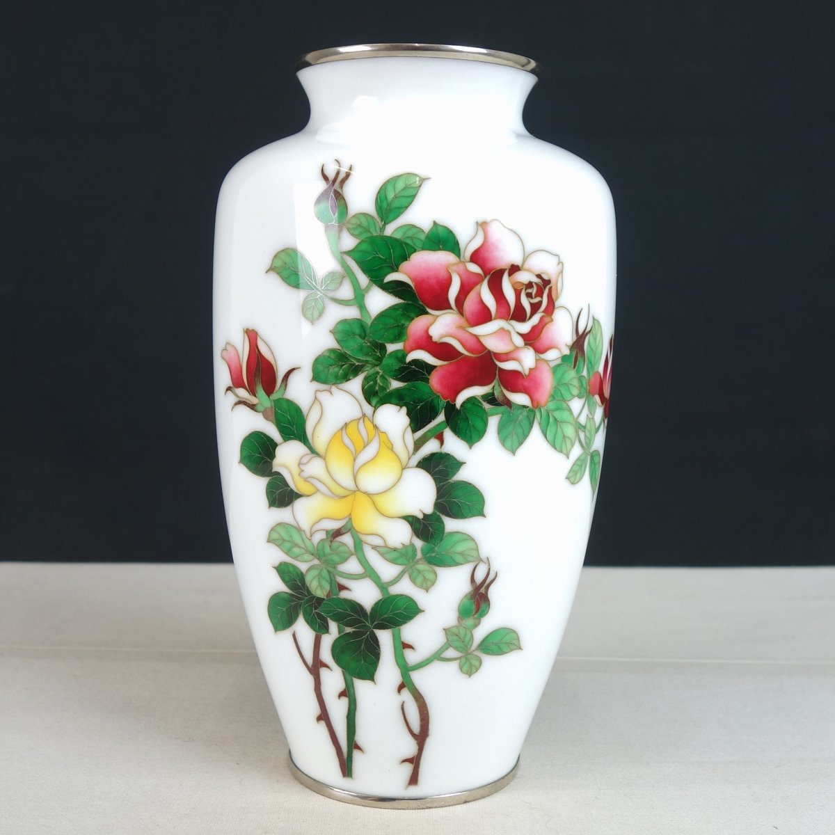 整理品 【真作】 蔵壷◇『林武生 白地七宝焼花瓶』 1点 共箱 花器 花入