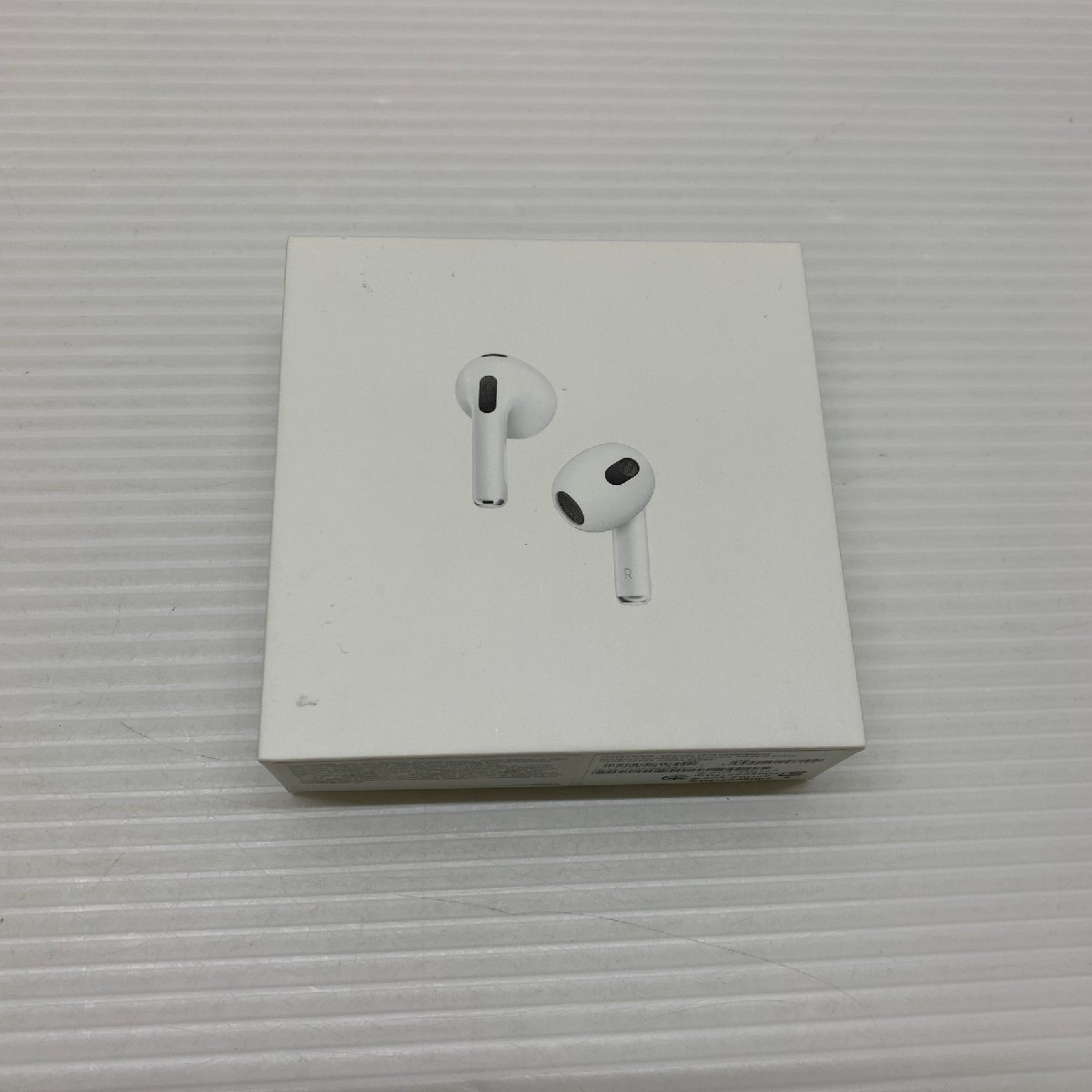  MIN 品 MSMK Apple Air Pods 第3世代 MME73J/A 2021年モデル Magsafe対応 アップル エアポッズ 93-230801-MT-4-MIN(その他)｜売買されたオークション情報、yahooの商品情報をアーカイブ公開 - オークファン その他