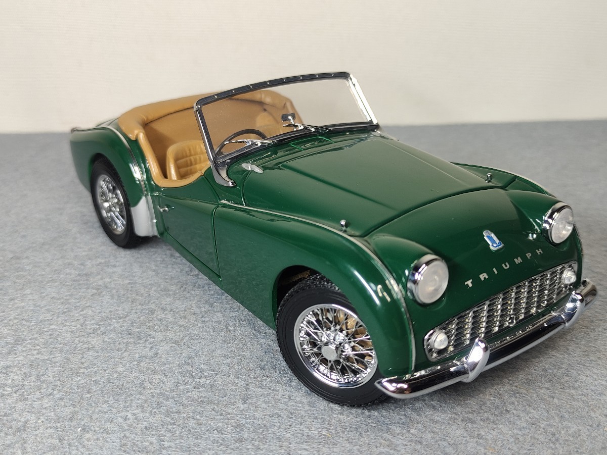 TRIUMPH 京商　1/18　ダイキャストモデル TR3A 京商 1⁄18 ミニカー TRIUMPH Kyosho | トライアンフ 1⁄18 Triumph