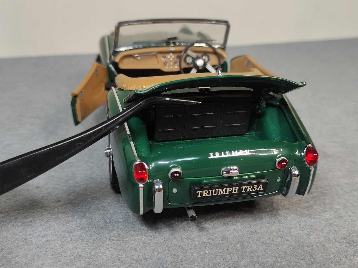 TRIUMPH 京商　1/18　ダイキャストモデル TR3A 京商 1⁄18 ミニカー TRIUMPH Kyosho | トライアンフ 1⁄18 Triumph