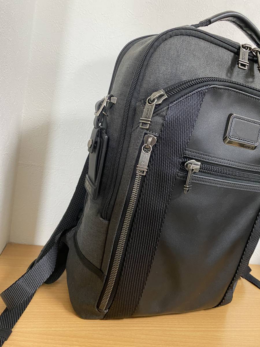 トゥミ デイヴィス バッグパック リュック グレー/ブラック 【公式通販】
