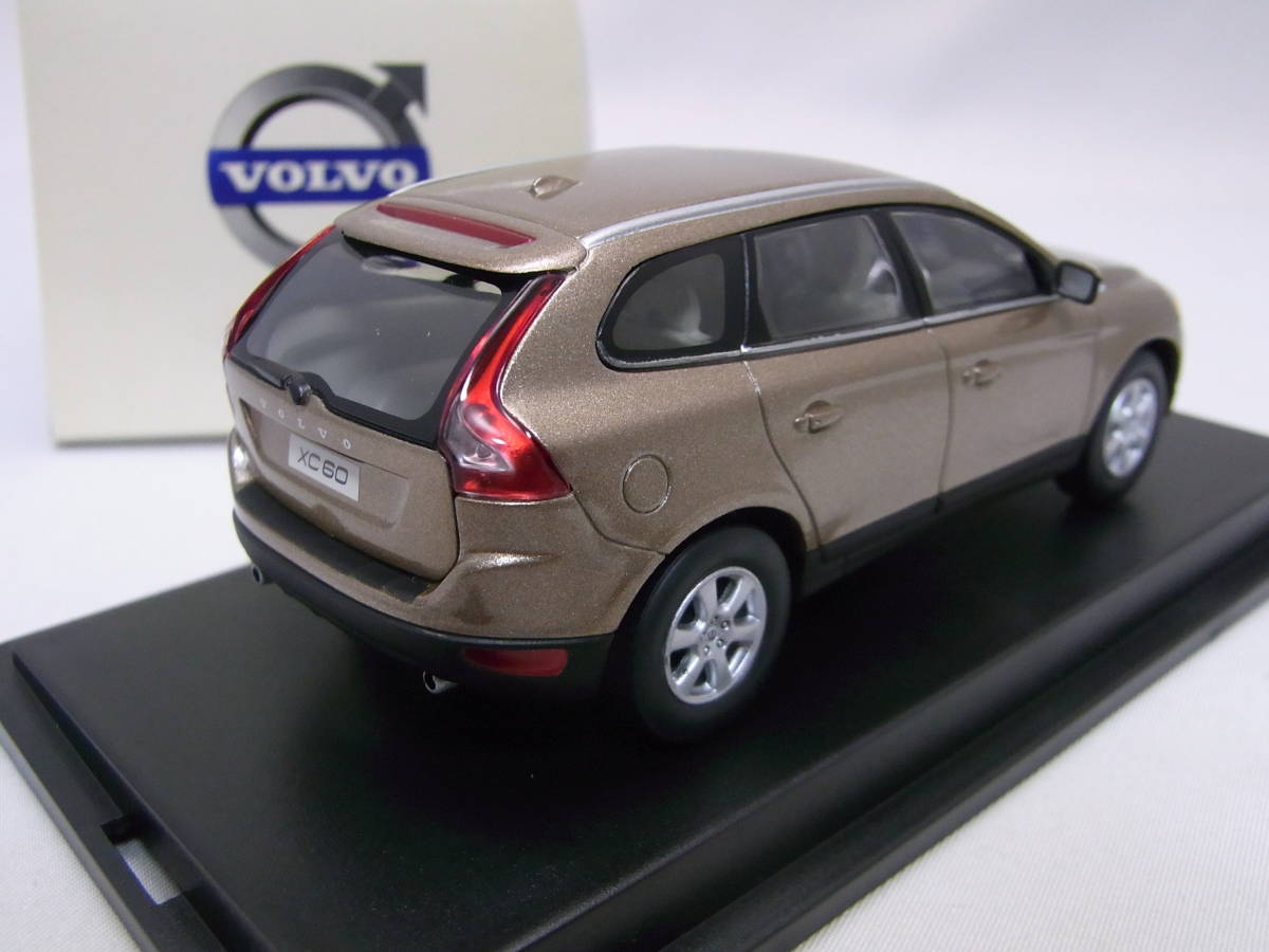 ★マニア垂涎!★VOLVO XC60 Terra Bronze 1/43【ディーラー特注品! DB6304TXC ボルボ SUV】★検:2.4 T5 T6 AWD V60 S60 XC70 XC90 V70 Volvo XC60 -