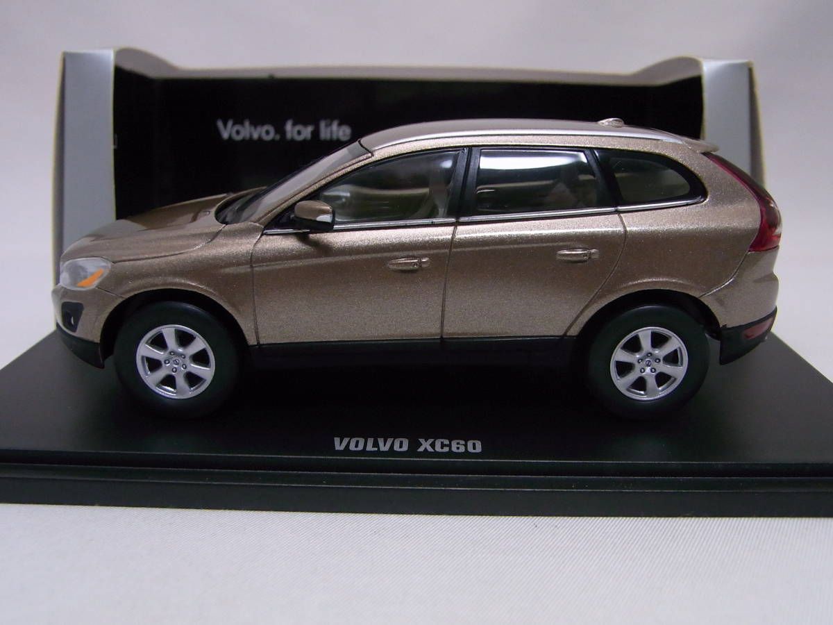 ★マニア垂涎!★VOLVO XC60 Terra Bronze 1/43【ディーラー特注品! DB6304TXC ボルボ SUV】★検:2.4 T5 T6 AWD V60 S60 XC70 XC90 V70 Volvo XC60 -