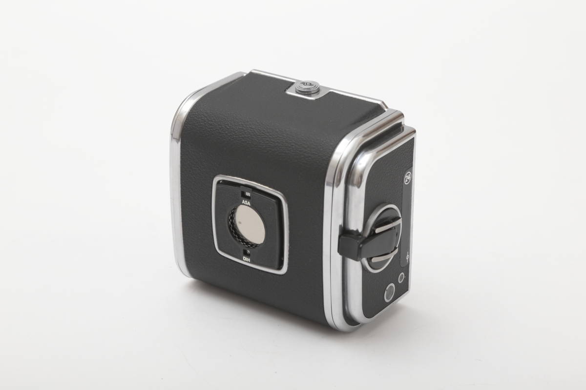HASSELBLAD ハッセルブラッド 500C⁄M – 0 Series CAMERA FLASHBACK A12 