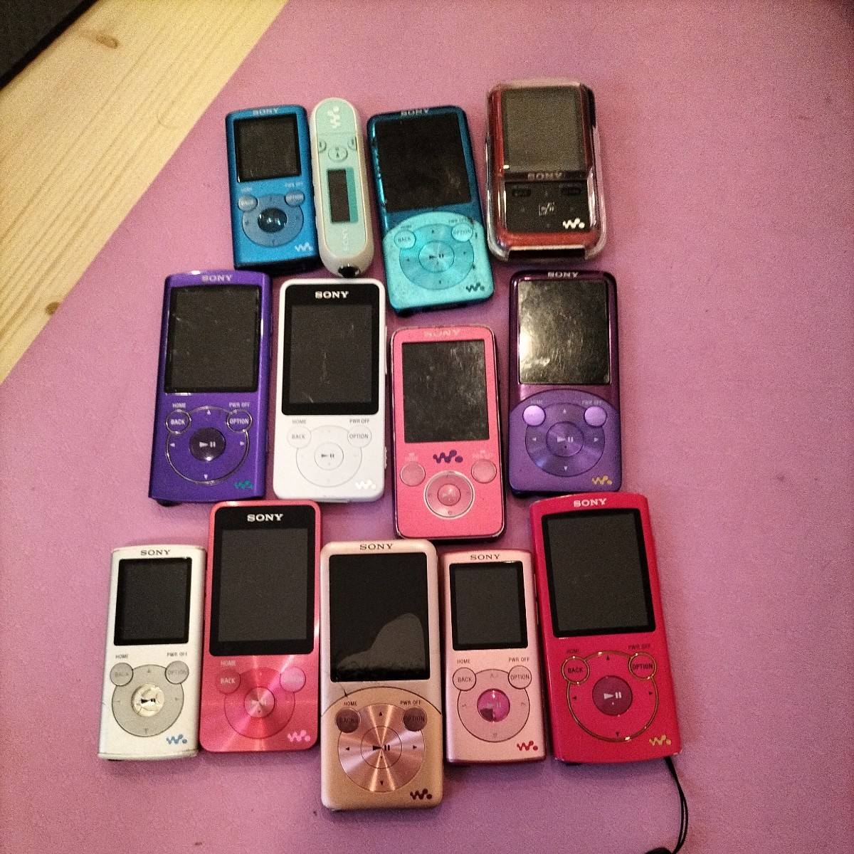 Sony Walkman ピンク動作未確認です Sony Walkman ピンク動作未確認