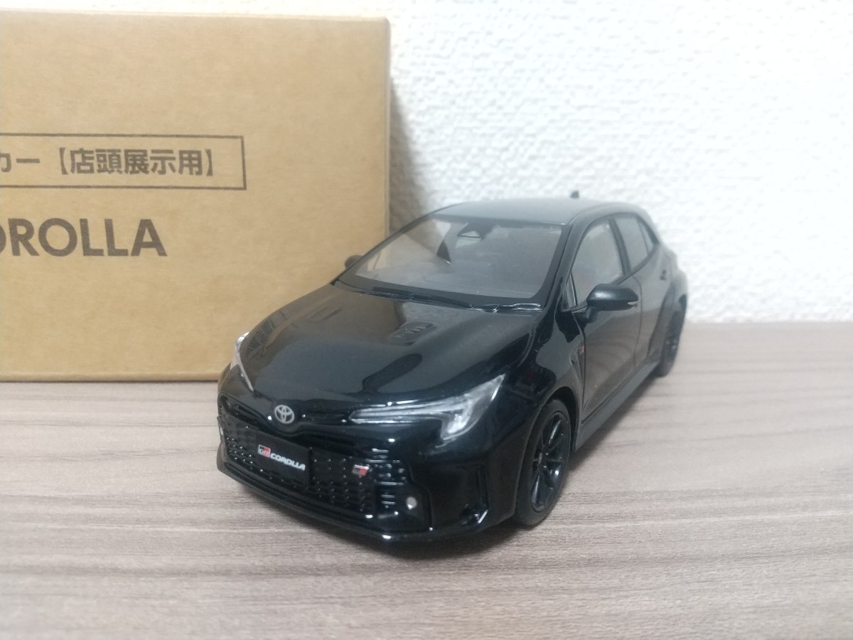 1/30 トヨタ GR カローラ カラーサンプルミニカー プレシャスブラック