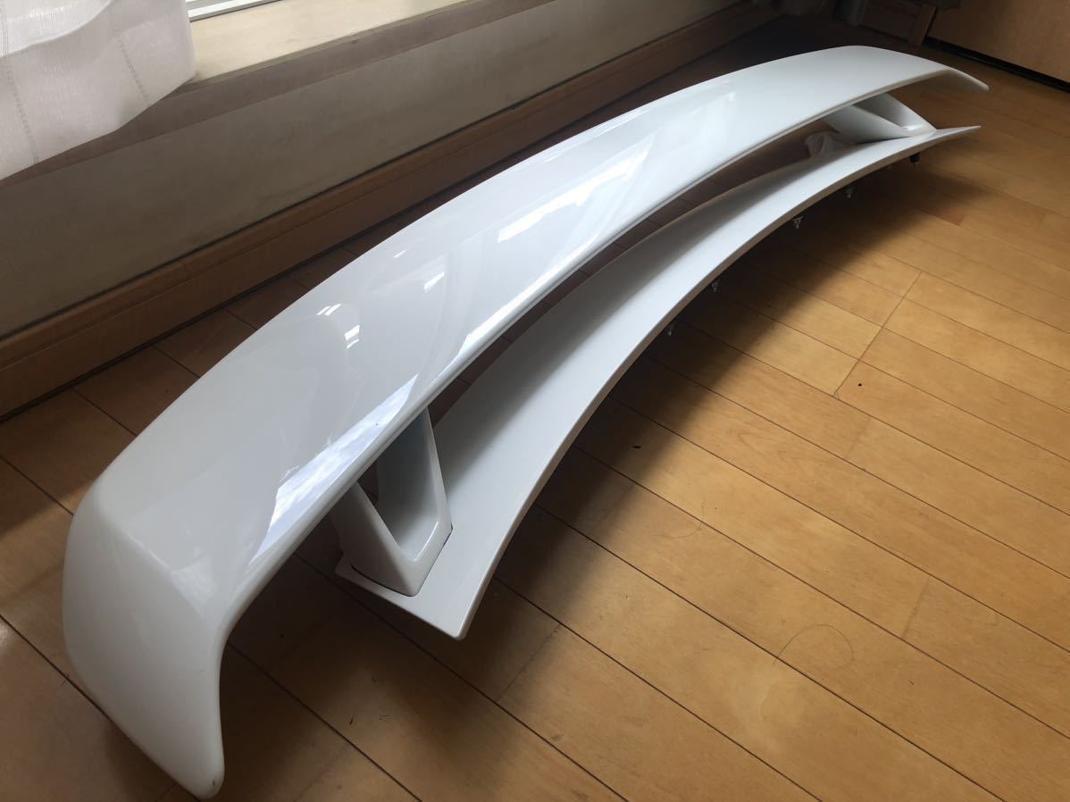 AUDI TTRS リアスポイラー　純正