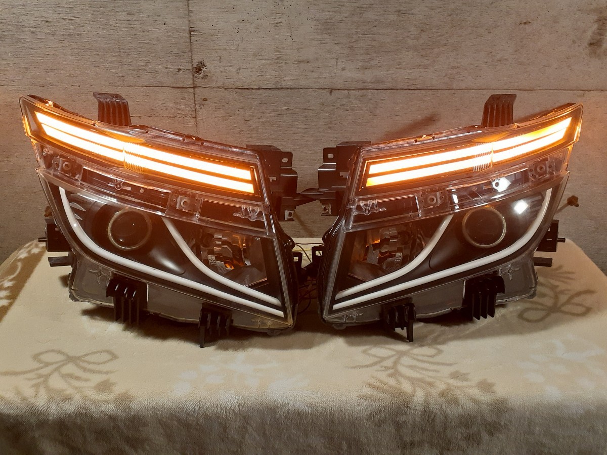 E52 エルグランド 純正加工 ヘッドライト 左右 COBイカリング LEDアイ 