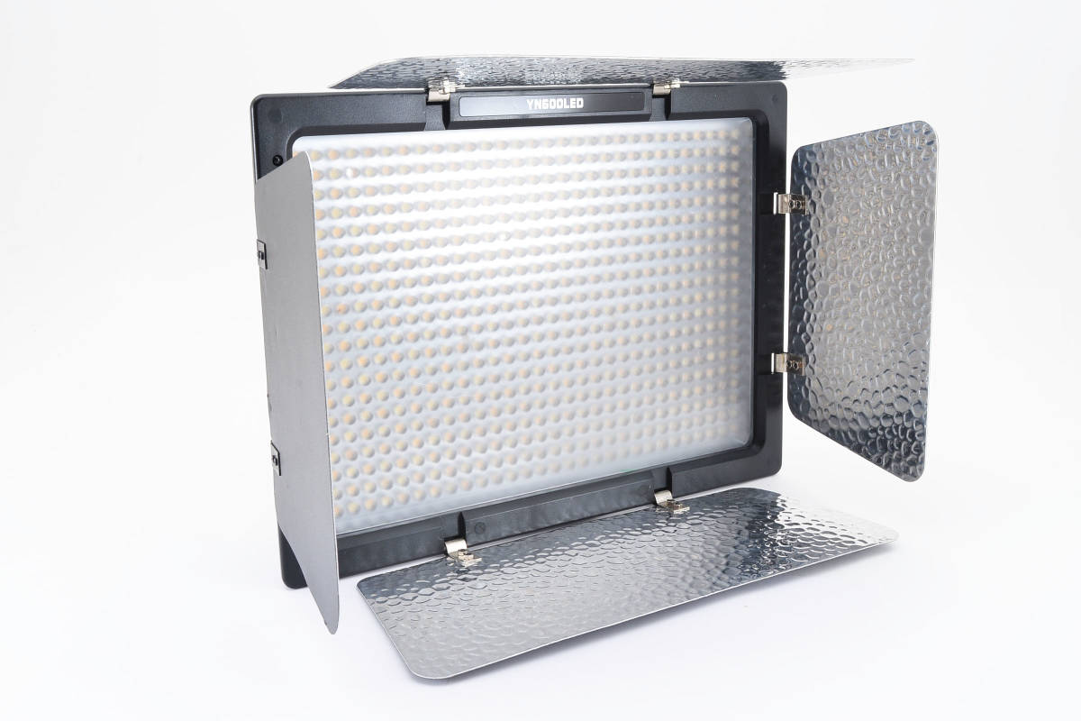 ★極美品★YONGNUO DIGITAL YN600 LED ビデオライト ★動作OK★#18244 LED Video Light 公式通販 Studio 600ex-rtii