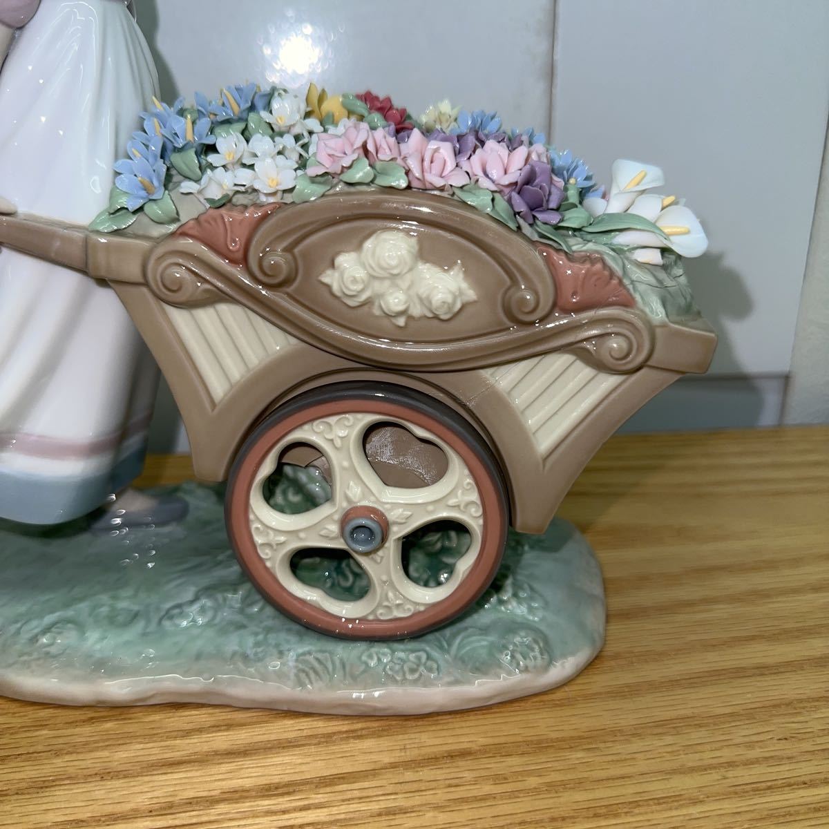 LLADRO リヤドロ 06521 可愛いお花屋さん フィギュリン 陶器 人形