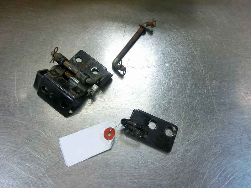 KH400 シート取付ステーセット、シートヒンジ、蝶番☆S3F、400SS、KH250、マッハ