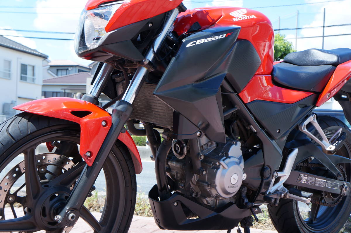 ◆◇配送のみ!! CB 250F タイヤ前後山あり!! 快調な走りです!! 遊びや練習用にも!! CBR、ニンジャ、GSR等 埼玉～関東近県即日自社配送可!! ホンダ ◇◇配送のみ!! 100％正規品 おしゃれカラー！加速のいい一台！401説明動画 エプシロン250 CB400スーパーフォア（白）⁄ホンダ