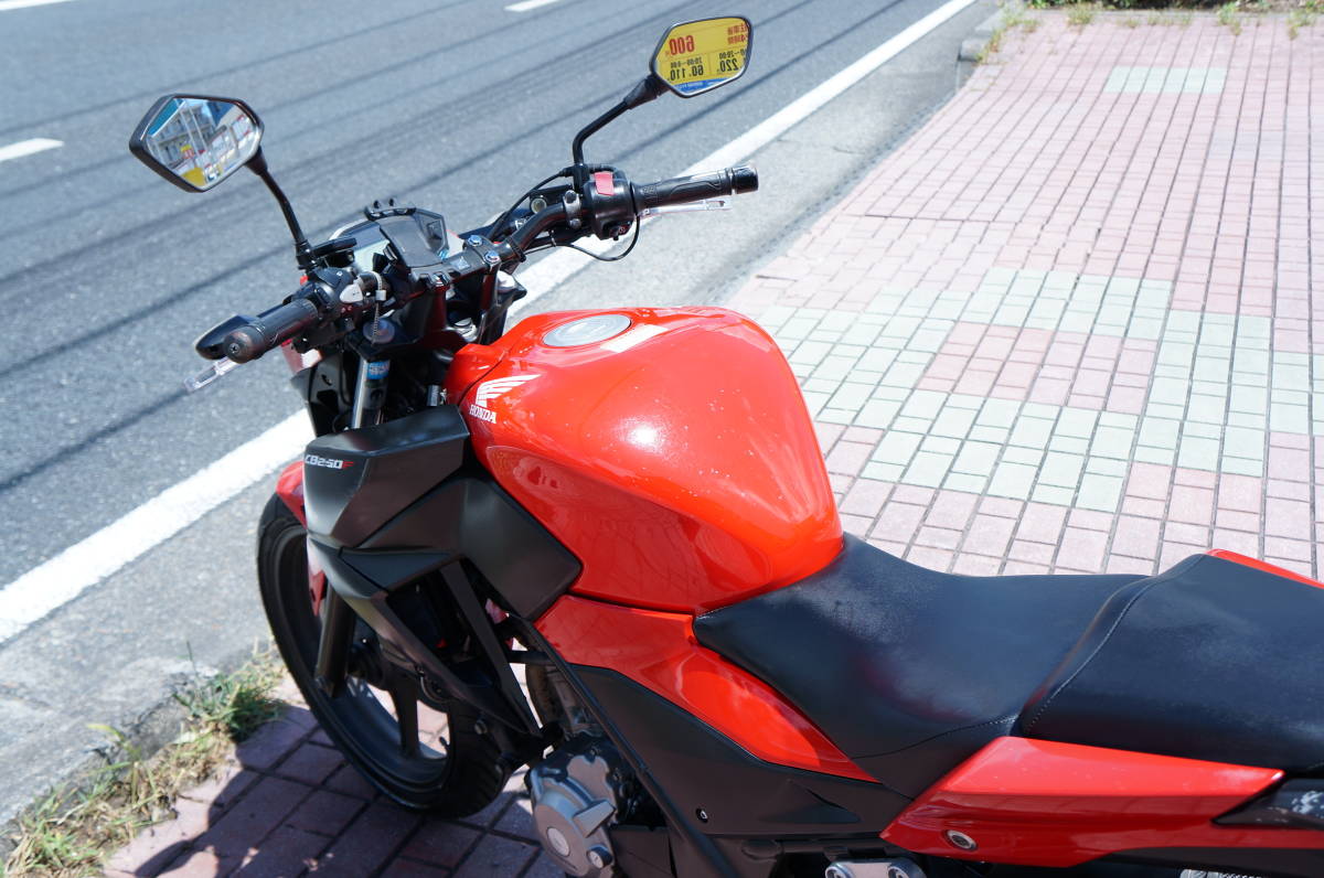 ◆◇配送のみ!! CB 250F タイヤ前後山あり!! 快調な走りです!! 遊びや練習用にも!! CBR、ニンジャ、GSR等 埼玉～関東近県即日自社配送可!! ホンダ ◇◇配送のみ!! 100％正規品 おしゃれカラー！加速のいい一台！401説明動画 エプシロン250 CB400スーパーフォア（白）⁄ホンダ