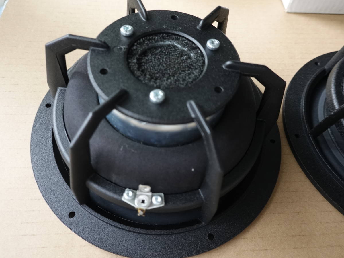 DYNAUDIO のウーファー 20W75 2個 20W75 - DYNAUDIO Woofer 20W75-08