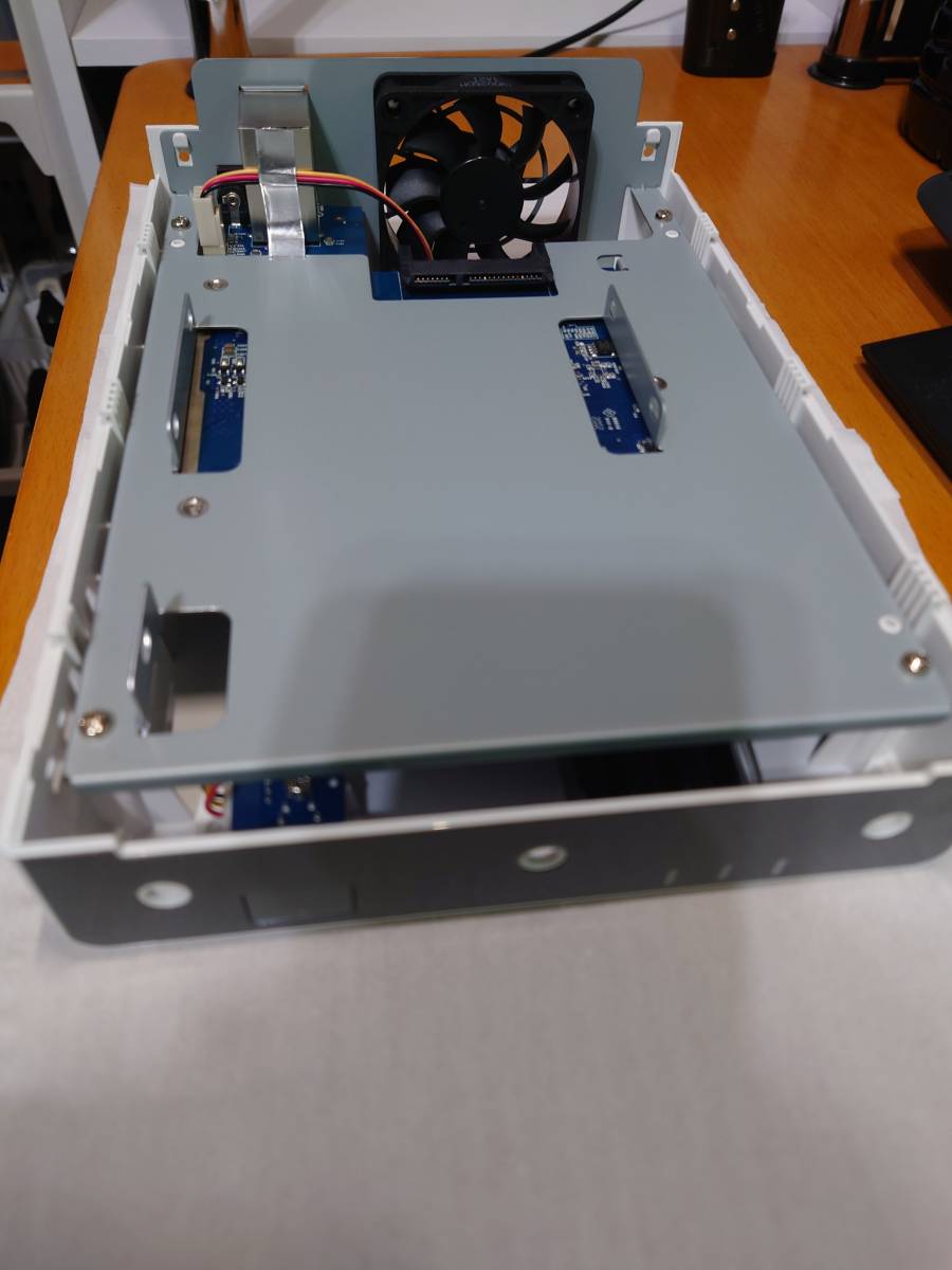 Synology DiskStation DS120j_5