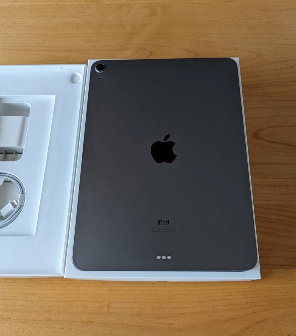 美品・送料込】iPad Air 第4世代 Wi-Fi 64GB 2020年 スペースグレイ