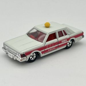 トミカ 28 セドリック タクシーのYahoo!オークション(旧ヤフオク!)の