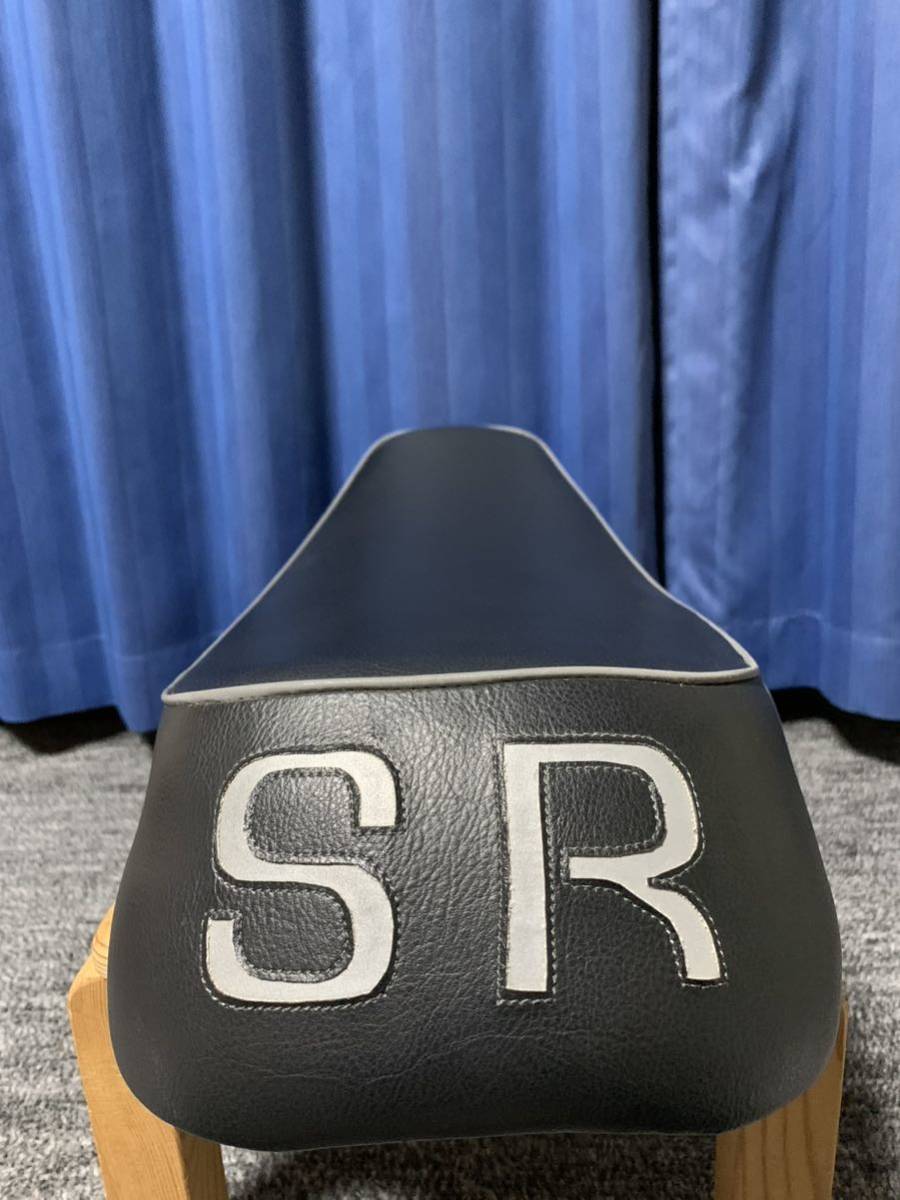 SR400 オフィシャル製　リフレックスシート SR400/500 フラットシート ブラック/スムース | オートバイのカスタム