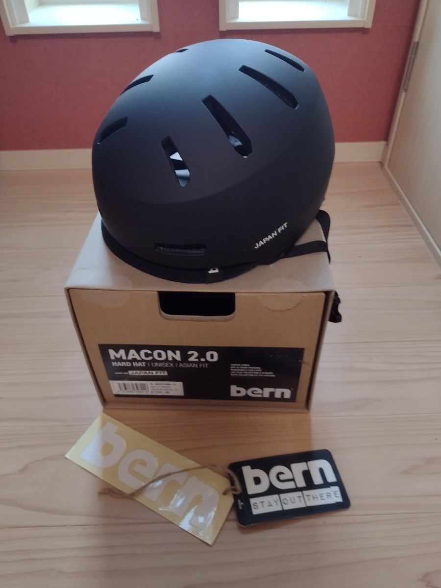 美品] マットブラック bern MACON2.0 JAPAN FIT XL 59-60.5cm bern