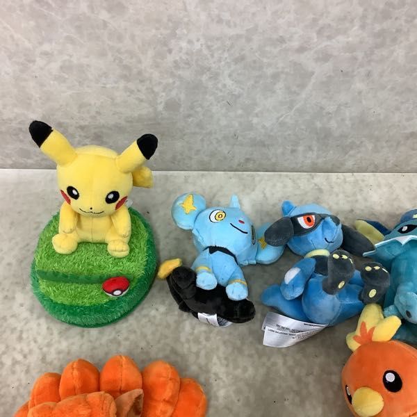 1円〜 ポケモン ぬいぐるみ 他 ピカチュウ、ロコン、ブースター