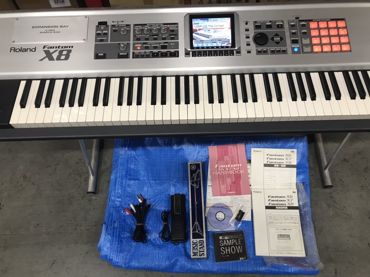 Roland FANTOM-X8 ローランド ファントム X8 シンセサイザー 