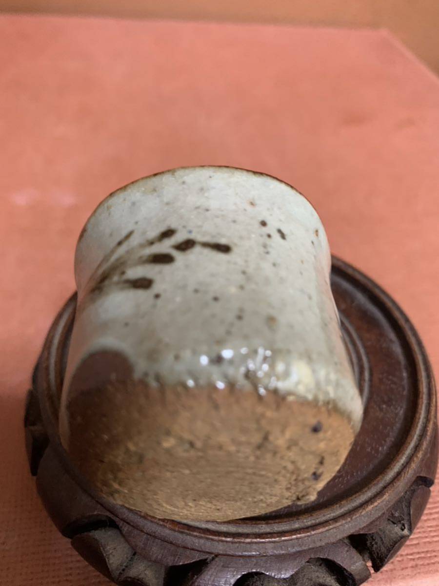 古唐津岸岳皿屋皮鯨絵唐津草花文たちぐい呑 1590-1610年代(酒器)｜売買