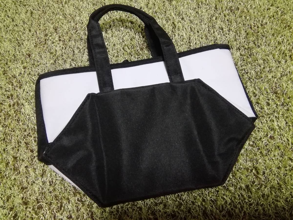 ☆レア美品☆ シャネル【CHANEL】シャネル BEAUTE ノベルティ 未使用品 