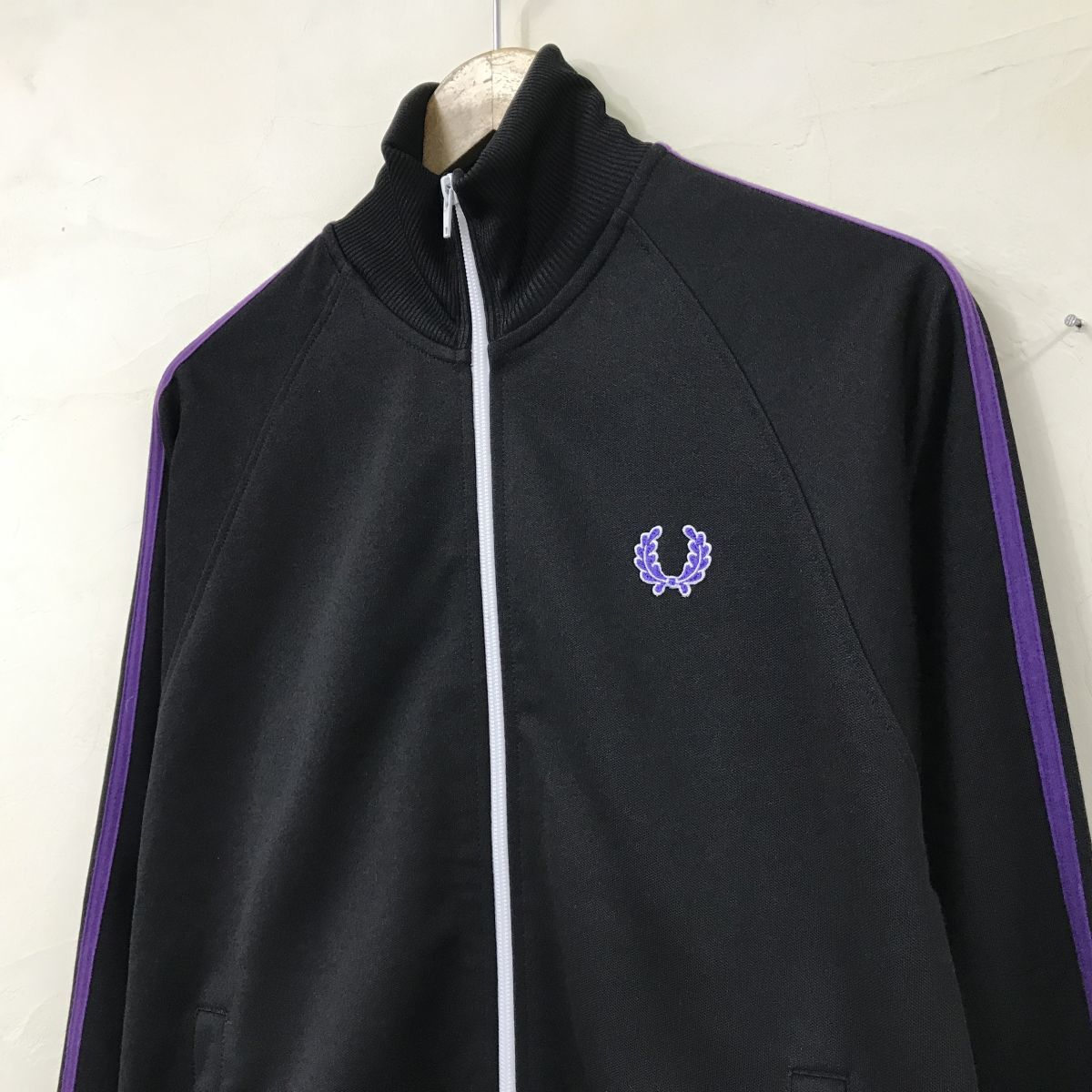 H1240-D◇美品◇ポルトガル製 FRED PERRY フレッドペリー トラック 