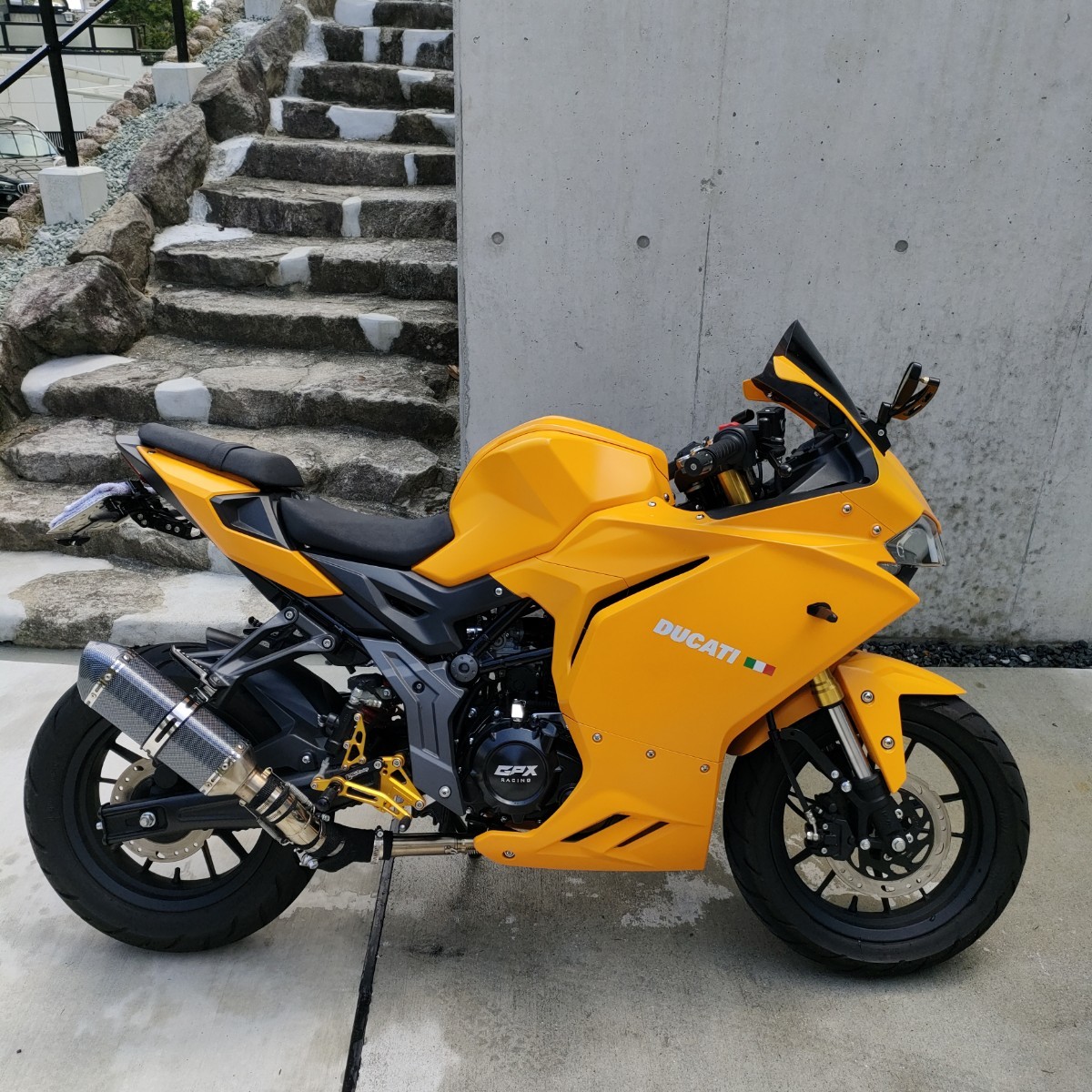 DEMON GPX 150GR GPX千葉 サイコーにお手軽なチョイ乗りフルカウル 