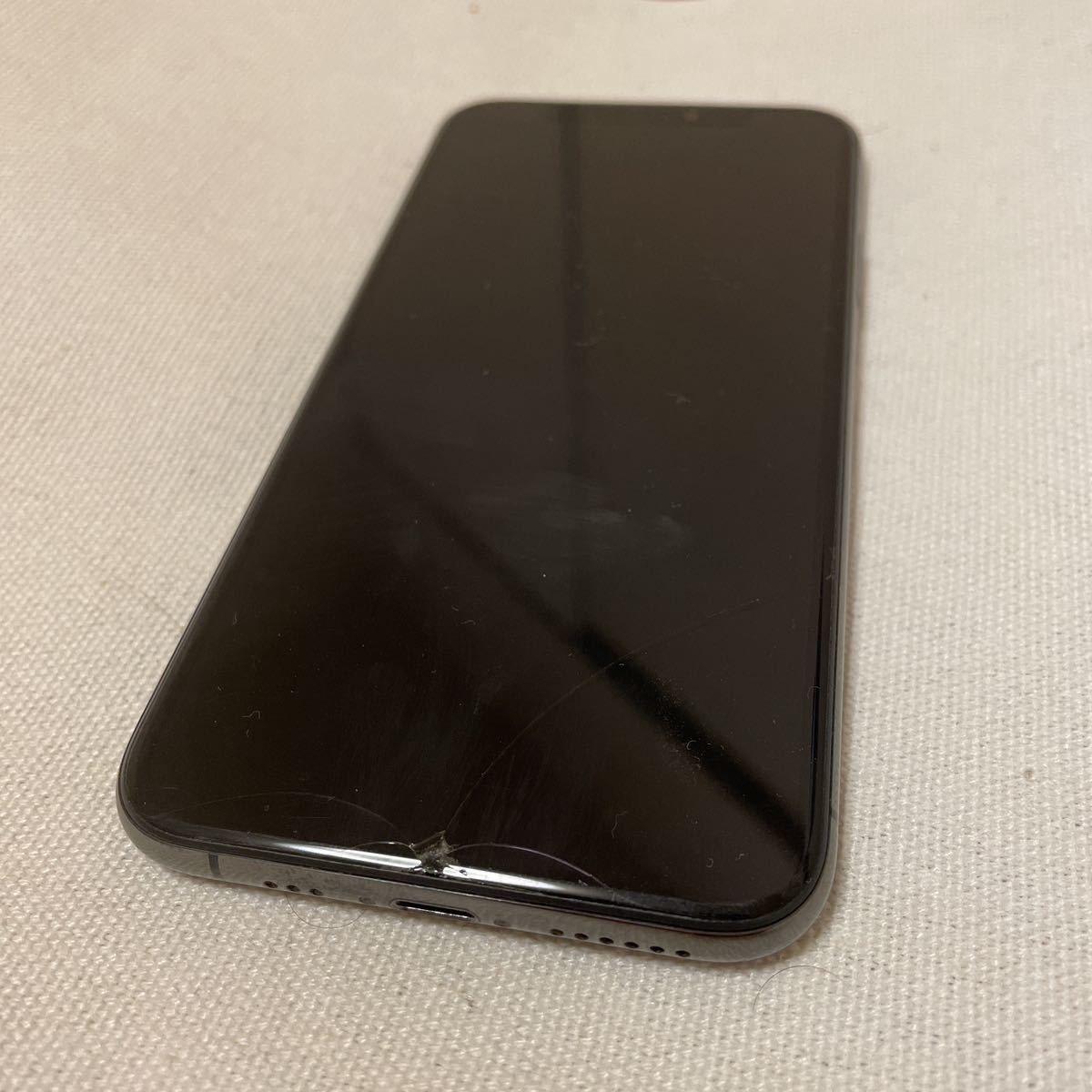 iPhone Xs 64GB スペースグレイ 画面割れ カメラ割れ有] 【公式通販】