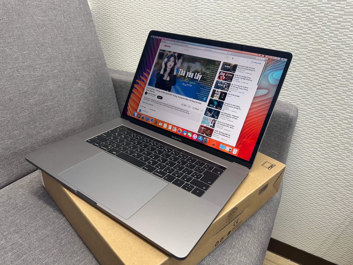 Pro MacBook i9 0 Apple Macbook Core - Intel I9 32gb – RAM 1tb 32GB GHz
