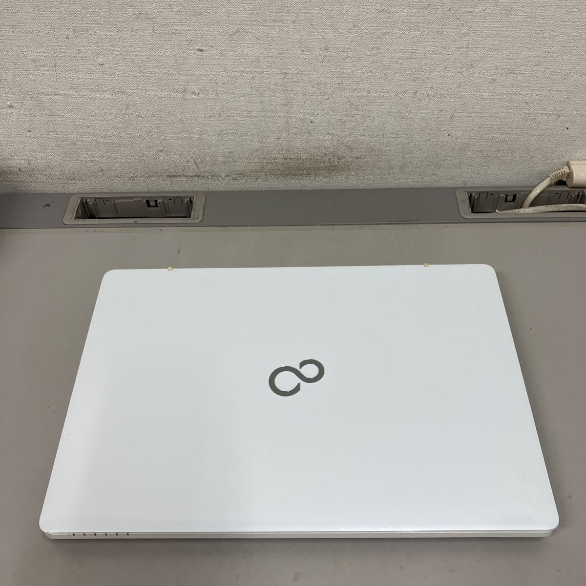 LIFEBOOK 富士通 FMVA50XWP FMV AH50⁄X : 中古パソコン Windows10 AH50