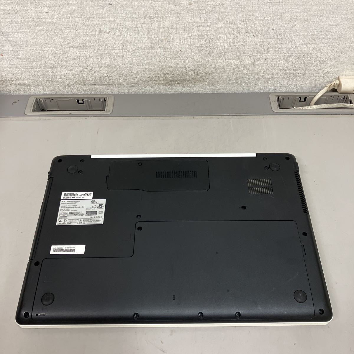 LIFEBOOK 富士通 FMVA50XWP FMV AH50⁄X : 中古パソコン Windows10 AH50