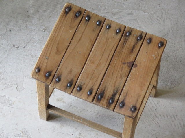 u87古道具 枯木 木製スツール/アンティーク*ビンテージ*家具*昭和レトロ*椅子*飾り台*古民家*カフェ*クウネル*イス*無垢*白木*天然生活 スツール 古道具 剥離家具