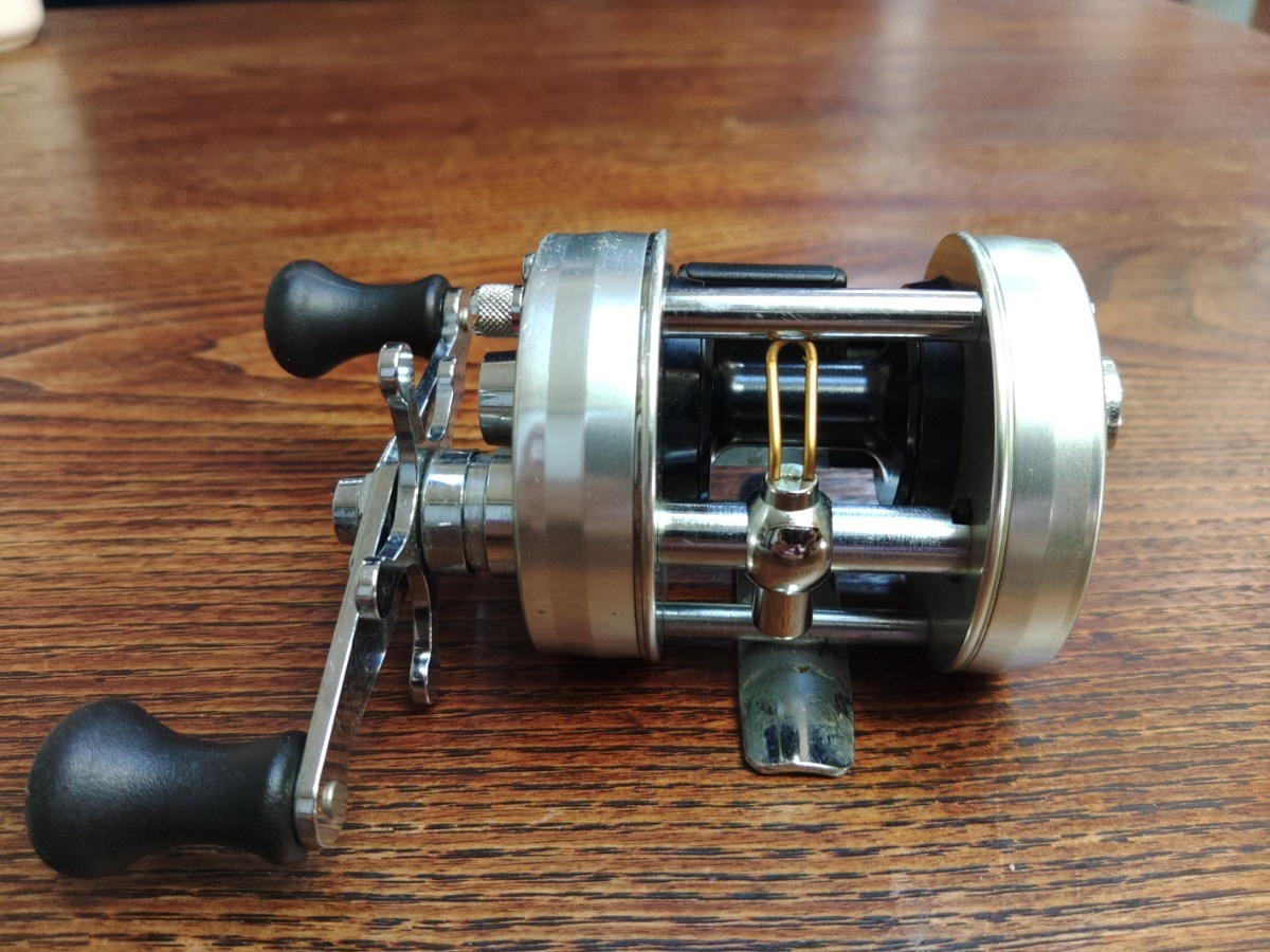 ABU 2500C リミテッド Abu 2600C IAR 実釣用 アブガルシア 検)1500C 2500C 3500C トラウト