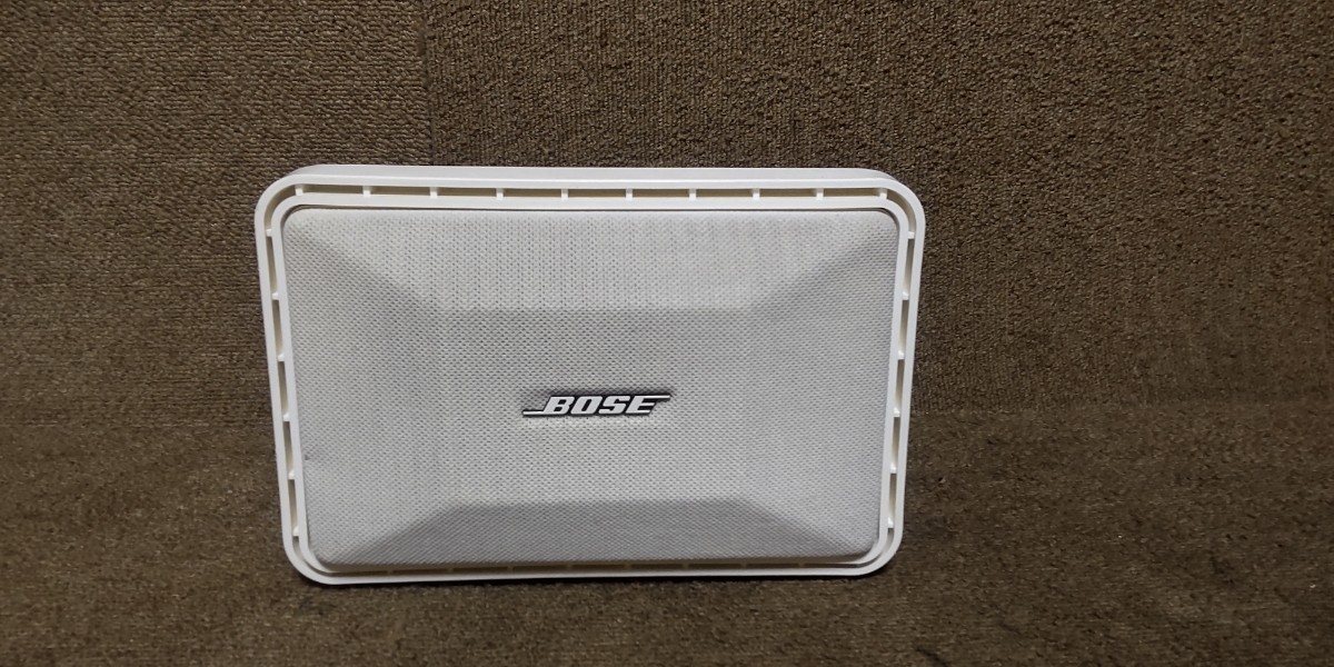BOSE　ボーズ スピーカー 1台 101MMW 　ホワイト BOSE 101MMW スピーカー 天吊りペア 金具付き 101MMの通販