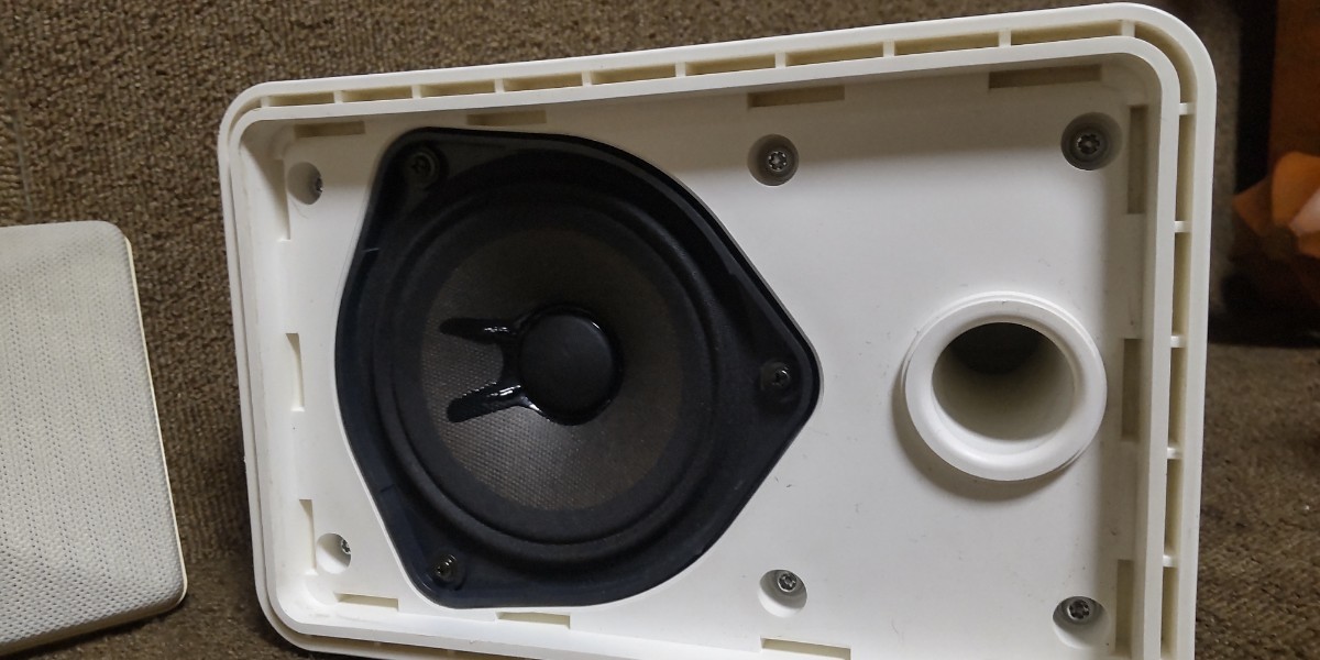 BOSE　ボーズ スピーカー 1台 101MMW 　ホワイト BOSE 101MMW スピーカー 天吊りペア 金具付き 101MMの通販