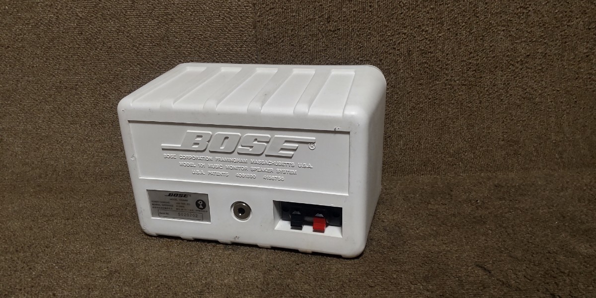 BOSE　ボーズ スピーカー 1台 101MMW 　ホワイト BOSE 101MMW スピーカー 天吊りペア 金具付き 101MMの通販