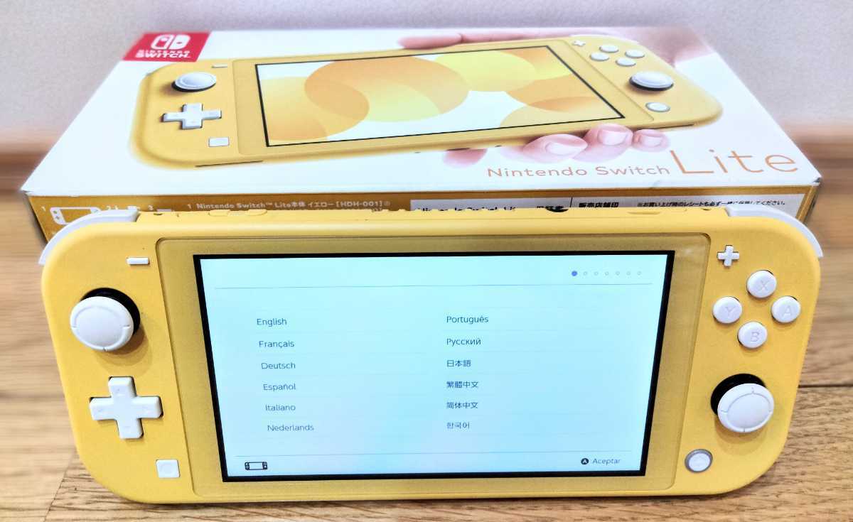  み Nintenmdo SWITCH Lite ニンテンドー スイッチ ライト イエロー 元箱付き アダプター付き(ニンテンドースイッチ本体)｜売買されたオークション情報、yahooの商品情報をアーカイブ公開 - オーク ニンテンドースイッチ本体
