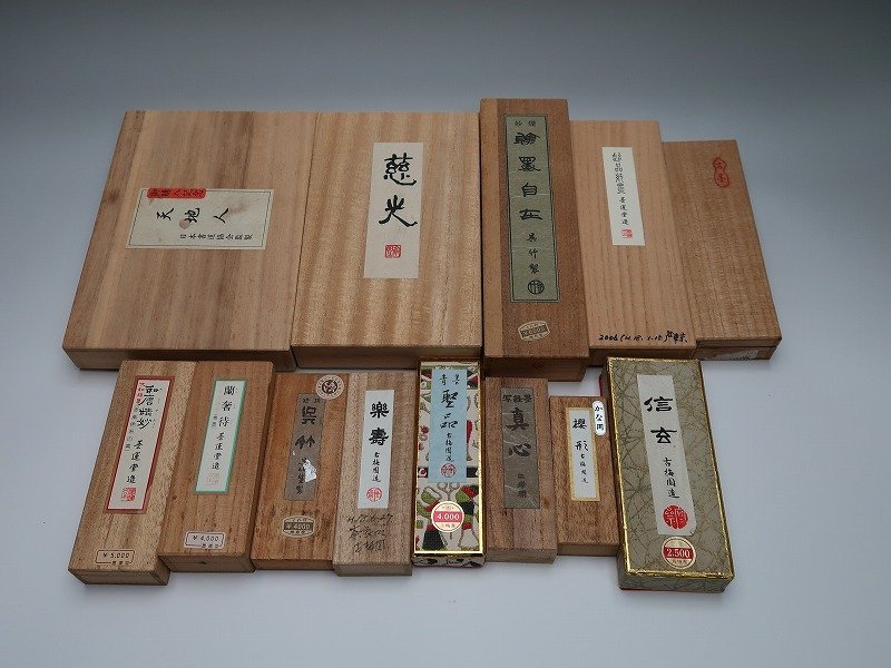 HOT，100%新品 集 082901書画墨13セット15本 超品純黒 慈光 楽寿など 古梅園 墨運堂 呉竹堂(書)｜売買されたオークション情報、yahooの商品情報をアーカイブ公開 - オークファン その他