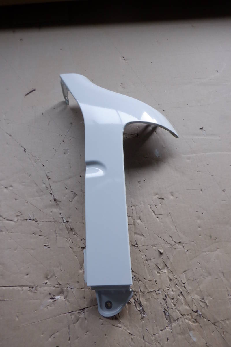 ★☆DA16T キャリィ　右フェンダー　コーナーパネル　中古美品　26Ｕ☆★