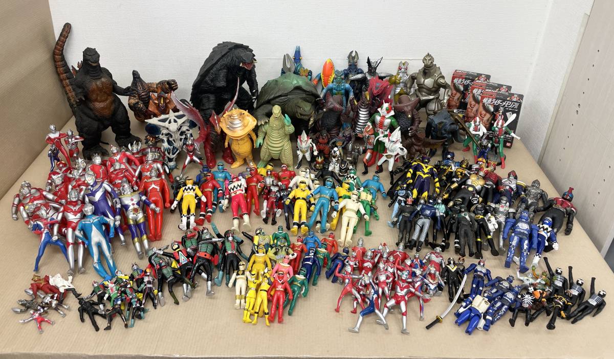 ホ AA-21◆仮面ライダー ウルトラマン 怪獣etc...フィギュア170体以上まとめ◆