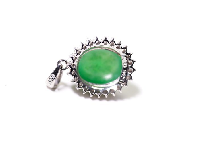 pt900 H-63☆Pt900 ヒスイ5.36ct/ダイヤモンド0.30ct ペンダントトップ