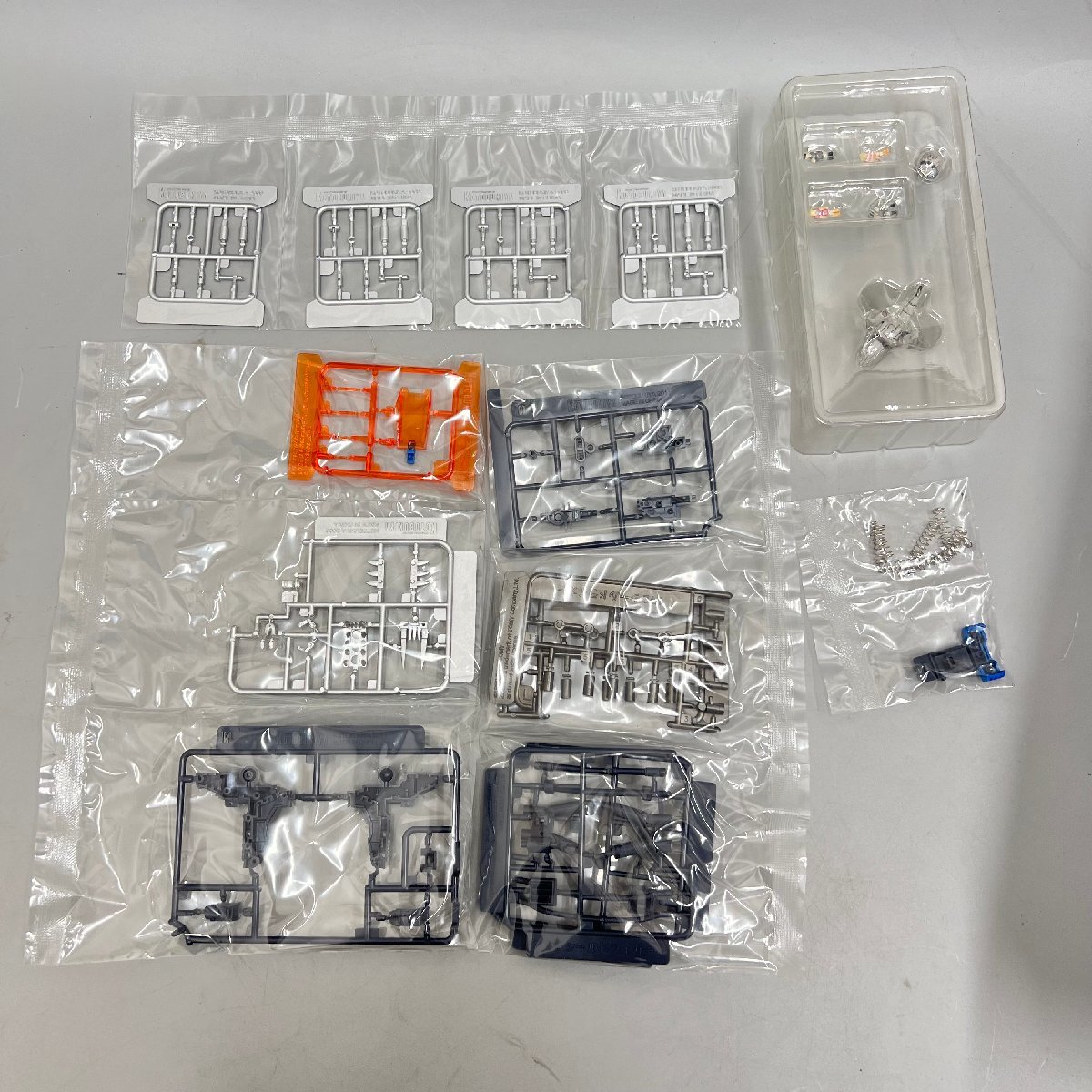 ●○[7]　タカラトミー 1/72 ゾイド シールドライガー バン仕様 プラモデル　未組み立て　5/082907ｔ○● | RZ-007 1&frasl;72